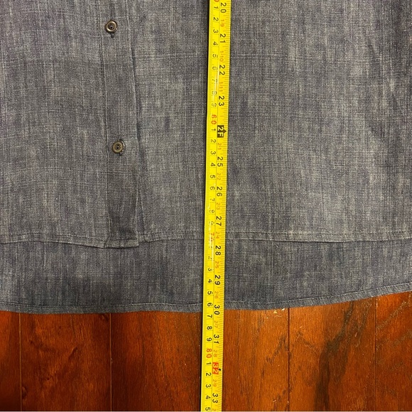 $169 Eileen Fisher Yarn-Dyed Handkerchief Organic Linen Shirt size large blue - Picture 8 of 11